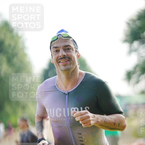 21.06.2026 - 29. Vierlanden-Triathlon LAZAROV Photography http://msf.ph/oto/9840000 21.06.2026 08:52:43 Schwimmen 167 meine-sportfotos.de