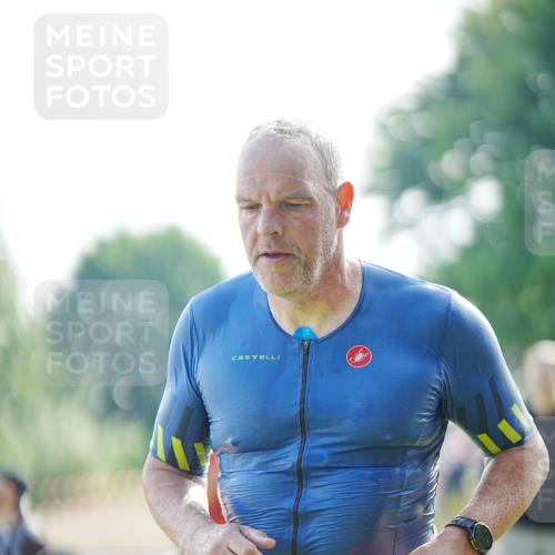 21.06.2026 - 29. Vierlanden-Triathlon LAZAROV Photography http://msf.ph/oto/9840017 21.06.2026 08:53:18 Schwimmen 200 meine-sportfotos.de