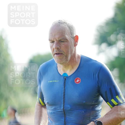 21.06.2026 - 29. Vierlanden-Triathlon LAZAROV Photography http://msf.ph/oto/9840018 21.06.2026 08:53:18 Schwimmen 200 meine-sportfotos.de