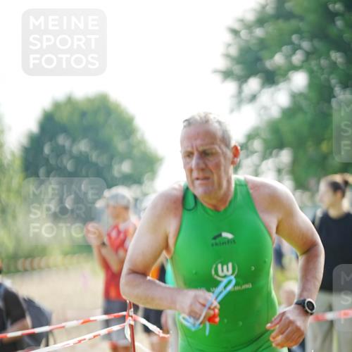 21.06.2026 - 29. Vierlanden-Triathlon LAZAROV Photography http://msf.ph/oto/9840020 21.06.2026 08:53:22 Schwimmen 200, 205 meine-sportfotos.de