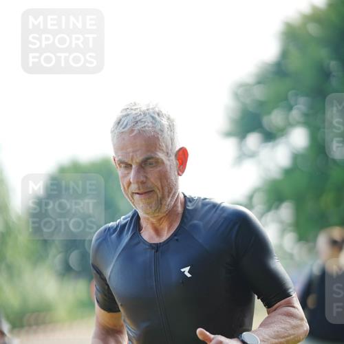 21.06.2026 - 29. Vierlanden-Triathlon LAZAROV Photography http://msf.ph/oto/9840035 21.06.2026 08:53:53 Schwimmen 124 meine-sportfotos.de