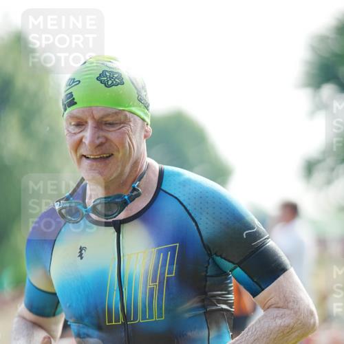 21.06.2026 - 29. Vierlanden-Triathlon LAZAROV Photography http://msf.ph/oto/9840066 21.06.2026 08:54:38 Schwimmen 213 meine-sportfotos.de