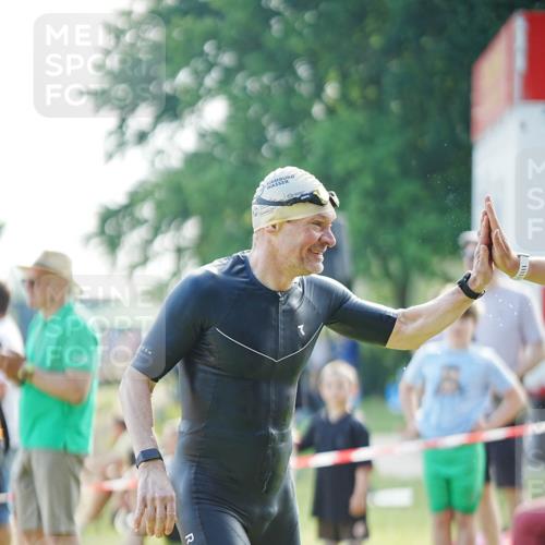 21.06.2026 - 29. Vierlanden-Triathlon LAZAROV Photography http://msf.ph/oto/9840081 21.06.2026 08:56:09 Schwimmen 87, 138 meine-sportfotos.de