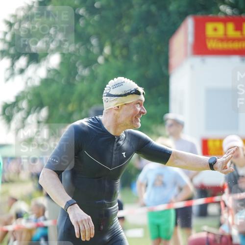 21.06.2026 - 29. Vierlanden-Triathlon LAZAROV Photography http://msf.ph/oto/9840083 21.06.2026 08:56:10 Schwimmen 138 meine-sportfotos.de