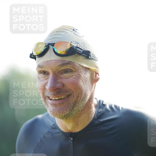21.06.2026 - 29. Vierlanden-Triathlon LAZAROV Photography http://msf.ph/oto/9840091 21.06.2026 08:56:12 Schwimmen 138 meine-sportfotos.de