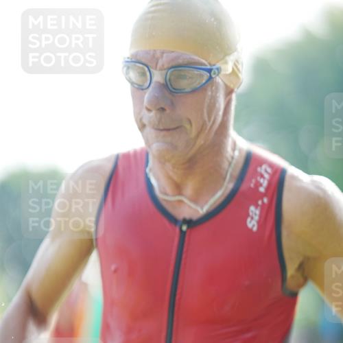 21.06.2026 - 29. Vierlanden-Triathlon LAZAROV Photography http://msf.ph/oto/9840113 21.06.2026 09:00:18 Schwimmen 178 meine-sportfotos.de