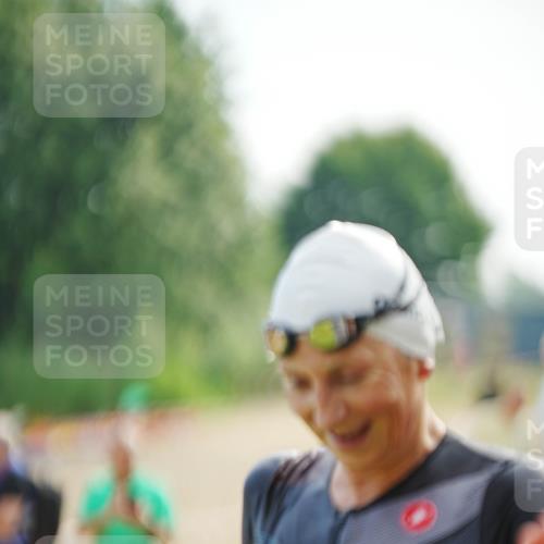 21.06.2026 - 29. Vierlanden-Triathlon LAZAROV Photography http://msf.ph/oto/9840132 21.06.2026 09:15:09 Schwimmen 248, 269, 294 meine-sportfotos.de