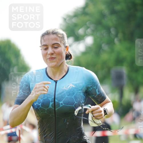 21.06.2026 - 29. Vierlanden-Triathlon LAZAROV Photography http://msf.ph/oto/9840142 21.06.2026 09:15:29 Schwimmen 260 meine-sportfotos.de