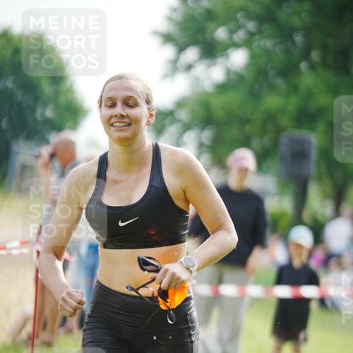 21.06.2026 - 29. Vierlanden-Triathlon LAZAROV Photography http://msf.ph/oto/9840145 21.06.2026 09:17:20 Schwimmen 249 meine-sportfotos.de