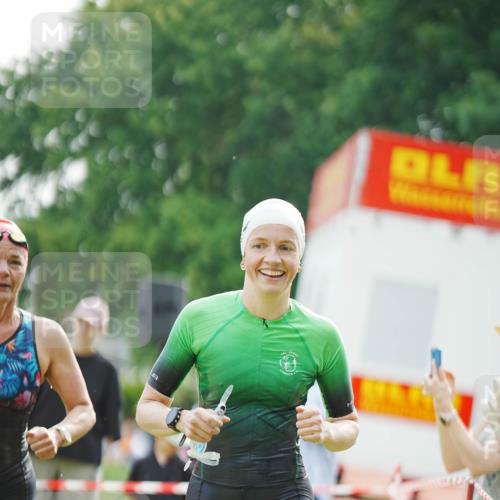 21.06.2026 - 29. Vierlanden-Triathlon LAZAROV Photography http://msf.ph/oto/9840157 21.06.2026 09:18:15 Schwimmen 232, 245, 259, 281 meine-sportfotos.de
