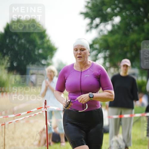 21.06.2026 - 29. Vierlanden-Triathlon LAZAROV Photography http://msf.ph/oto/9840161 21.06.2026 09:18:22 Schwimmen 232, 245, 259, 276, 281 meine-sportfotos.de