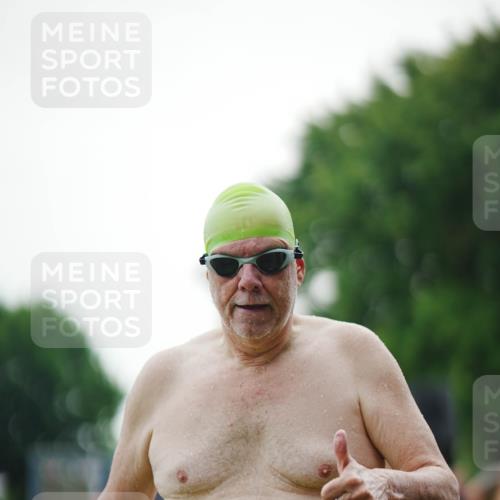 21.06.2026 - 29. Vierlanden-Triathlon LAZAROV Photography http://msf.ph/oto/9840203 21.06.2026 09:28:50 Schwimmen 289 meine-sportfotos.de