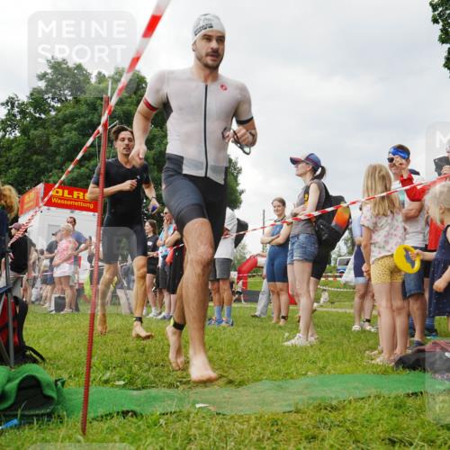 21.06.2026 - 29. Vierlanden-Triathlon LAZAROV Photography http://msf.ph/oto/9840234 21.06.2026 09:57:09 Schwimmen 312, 352, 363 meine-sportfotos.de