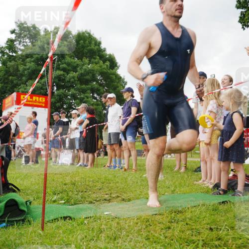21.06.2026 - 29. Vierlanden-Triathlon LAZAROV Photography http://msf.ph/oto/9840241 21.06.2026 09:58:30 Schwimmen 305, 334, 348 meine-sportfotos.de