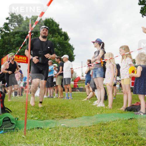 21.06.2026 - 29. Vierlanden-Triathlon LAZAROV Photography http://msf.ph/oto/9840255 21.06.2026 10:00:52 Schwimmen 330, 357 meine-sportfotos.de