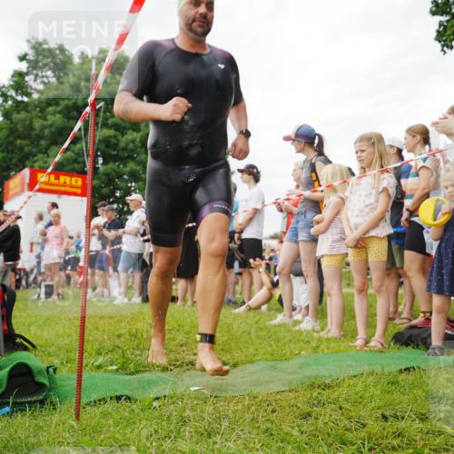 21.06.2026 - 29. Vierlanden-Triathlon LAZAROV Photography http://msf.ph/oto/9840269 21.06.2026 10:04:15 Schwimmen 420, 454 meine-sportfotos.de