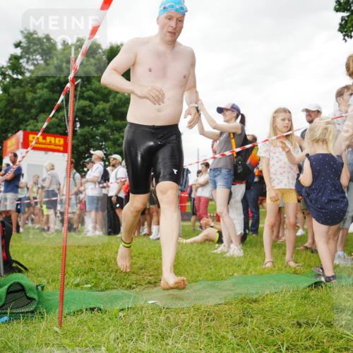 21.06.2026 - 29. Vierlanden-Triathlon LAZAROV Photography http://msf.ph/oto/9840299 21.06.2026 10:06:30 Schwimmen 438, 444, 458, 467 meine-sportfotos.de