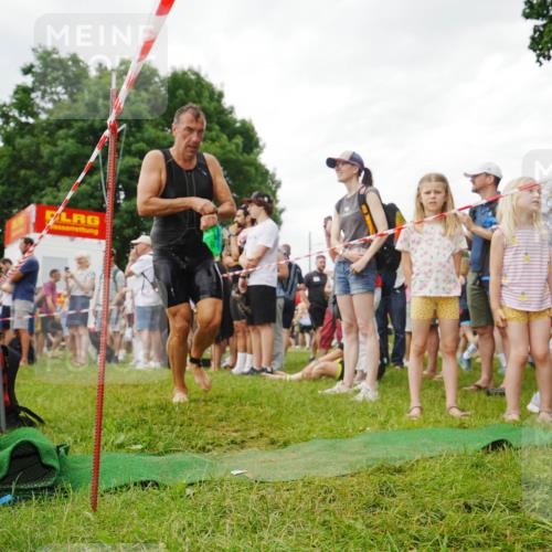 21.06.2026 - 29. Vierlanden-Triathlon LAZAROV Photography http://msf.ph/oto/9840303 21.06.2026 10:06:42 Schwimmen 397, 410, 417 meine-sportfotos.de