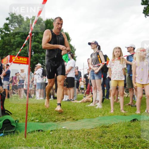 21.06.2026 - 29. Vierlanden-Triathlon LAZAROV Photography http://msf.ph/oto/9840304 21.06.2026 10:06:42 Schwimmen 397, 410, 417 meine-sportfotos.de