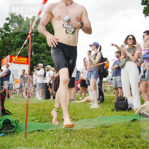 21.06.2026 - 29. Vierlanden-Triathlon LAZAROV Photography http://msf.ph/oto/9840319 21.06.2026 10:07:18 Schwimmen 425, 445, 474 meine-sportfotos.de