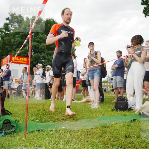 21.06.2026 - 29. Vierlanden-Triathlon LAZAROV Photography http://msf.ph/oto/9840324 21.06.2026 10:07:23 Schwimmen 425, 428, 445, 474 meine-sportfotos.de