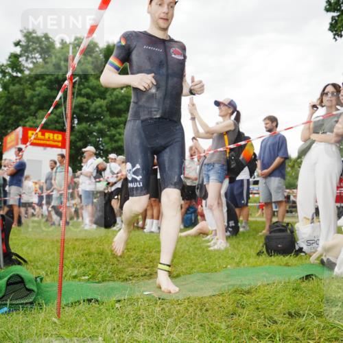 21.06.2026 - 29. Vierlanden-Triathlon LAZAROV Photography http://msf.ph/oto/9840335 21.06.2026 10:08:11 Schwimmen 393, 459, 471, 473, 478 meine-sportfotos.de