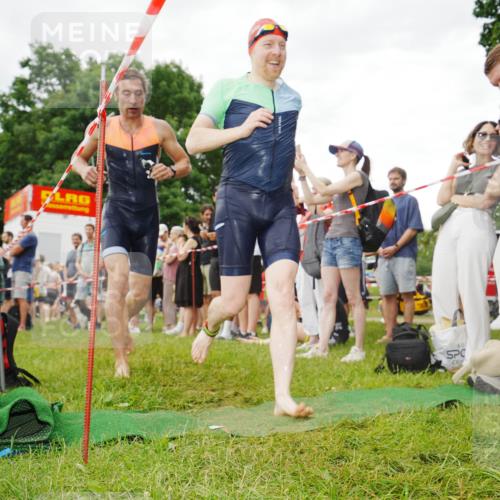 21.06.2026 - 29. Vierlanden-Triathlon LAZAROV Photography http://msf.ph/oto/9840339 21.06.2026 10:08:15 Schwimmen 393, 399, 452, 459, 473, 478 meine-sportfotos.de