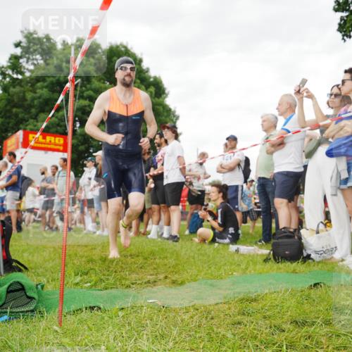 21.06.2026 - 29. Vierlanden-Triathlon LAZAROV Photography http://msf.ph/oto/9840388 21.06.2026 10:09:58 Schwimmen 427 meine-sportfotos.de