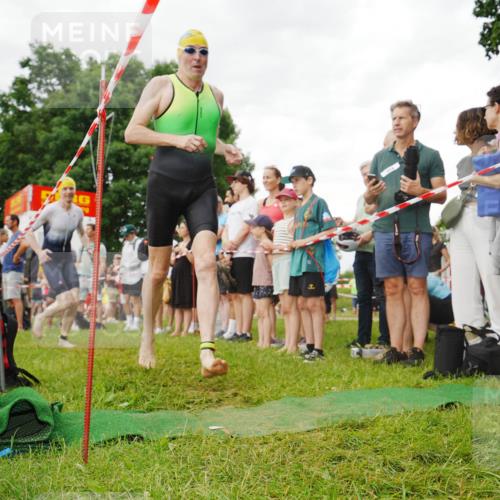 21.06.2026 - 29. Vierlanden-Triathlon LAZAROV Photography http://msf.ph/oto/9840404 21.06.2026 10:12:41 Schwimmen 401, 423 meine-sportfotos.de