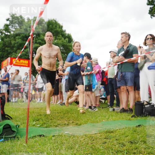 21.06.2026 - 29. Vierlanden-Triathlon LAZAROV Photography http://msf.ph/oto/9840442 21.06.2026 10:15:25 Schwimmen 526, 564, 584, 614, 621 meine-sportfotos.de