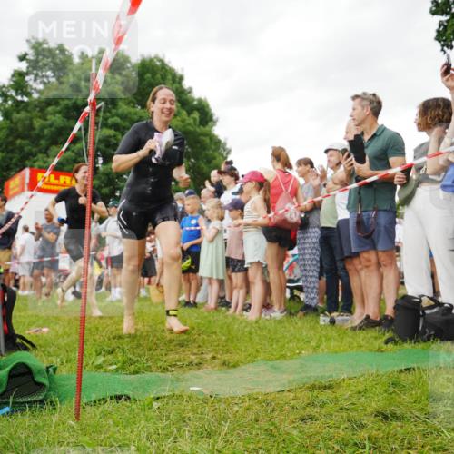 21.06.2026 - 29. Vierlanden-Triathlon LAZAROV Photography http://msf.ph/oto/9840552 21.06.2026 10:18:00 Schwimmen 481, 553, 563 meine-sportfotos.de