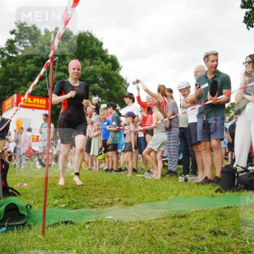 21.06.2026 - 29. Vierlanden-Triathlon LAZAROV Photography http://msf.ph/oto/9840571 21.06.2026 10:18:21 Schwimmen 494 meine-sportfotos.de
