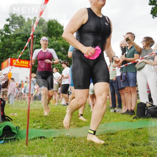 21.06.2026 - 29. Vierlanden-Triathlon LAZAROV Photography http://msf.ph/oto/9840615 21.06.2026 10:19:01 Schwimmen 355, 482, 492, 524, 551, 556, 601 meine-sportfotos.de