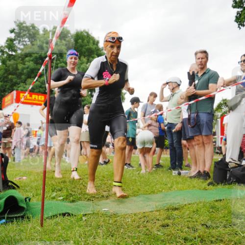 21.06.2026 - 29. Vierlanden-Triathlon LAZAROV Photography http://msf.ph/oto/9840620 21.06.2026 10:19:07 Schwimmen 355, 492, 497, 524, 551, 561, 570, 595, 615 meine-sportfotos.de