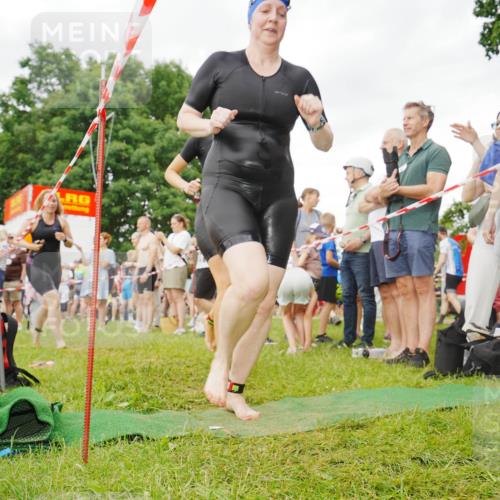 21.06.2026 - 29. Vierlanden-Triathlon LAZAROV Photography http://msf.ph/oto/9840621 21.06.2026 10:19:08 Schwimmen 355, 492, 497, 524, 551, 561, 570, 595, 615 meine-sportfotos.de