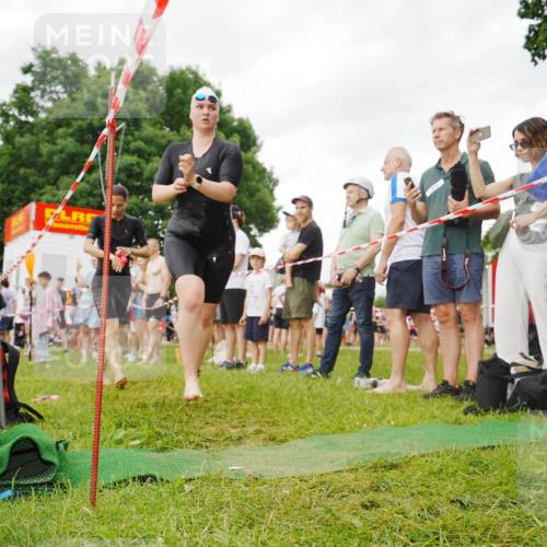 21.06.2026 - 29. Vierlanden-Triathlon LAZAROV Photography http://msf.ph/oto/9840643 21.06.2026 10:19:36 Schwimmen 502, 518, 522, 527, 534, 548, 566, 580, 603, 624 meine-sportfotos.de