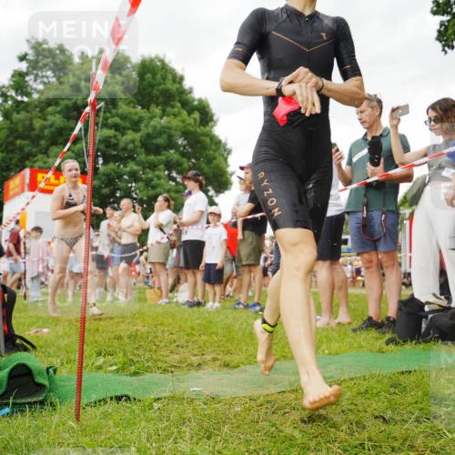 21.06.2026 - 29. Vierlanden-Triathlon LAZAROV Photography http://msf.ph/oto/9840647 21.06.2026 10:19:38 Schwimmen 502, 518, 522, 527, 534, 548, 566, 580, 594, 603 meine-sportfotos.de
