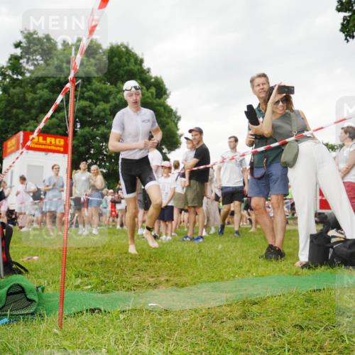 21.06.2026 - 29. Vierlanden-Triathlon LAZAROV Photography http://msf.ph/oto/9840677 21.06.2026 10:20:11 Schwimmen 304, 314, 484 meine-sportfotos.de
