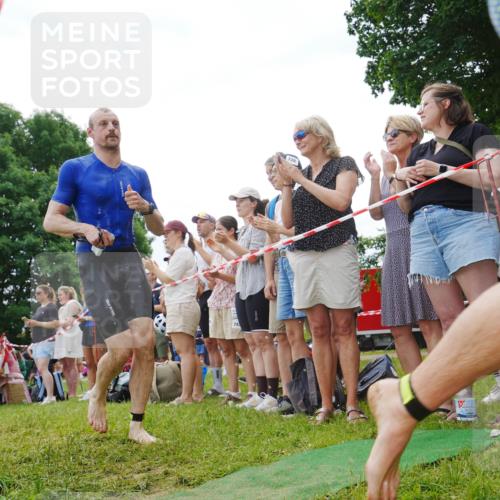21.06.2026 - 29. Vierlanden-Triathlon LAZAROV Photography http://msf.ph/oto/9840754 21.06.2026 10:55:43 Schwimmen 637, 686, 742 meine-sportfotos.de