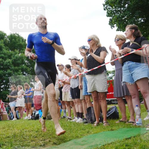 21.06.2026 - 29. Vierlanden-Triathlon LAZAROV Photography http://msf.ph/oto/9840755 21.06.2026 10:55:43 Schwimmen 637, 686, 742 meine-sportfotos.de