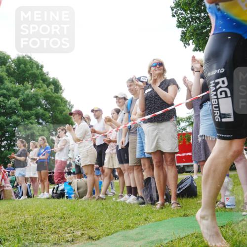 21.06.2026 - 29. Vierlanden-Triathlon LAZAROV Photography http://msf.ph/oto/9840766 21.06.2026 10:56:36 Schwimmen 654 meine-sportfotos.de