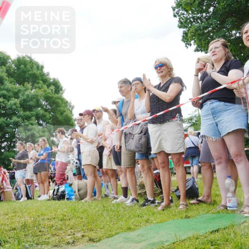 21.06.2026 - 29. Vierlanden-Triathlon LAZAROV Photography http://msf.ph/oto/9840787 21.06.2026 10:57:38 Schwimmen 634 meine-sportfotos.de