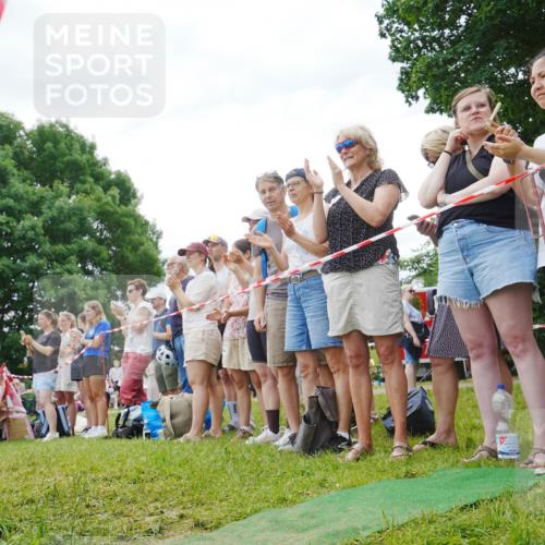 21.06.2026 - 29. Vierlanden-Triathlon LAZAROV Photography http://msf.ph/oto/9840799 21.06.2026 10:57:59 Schwimmen 650, 689 meine-sportfotos.de