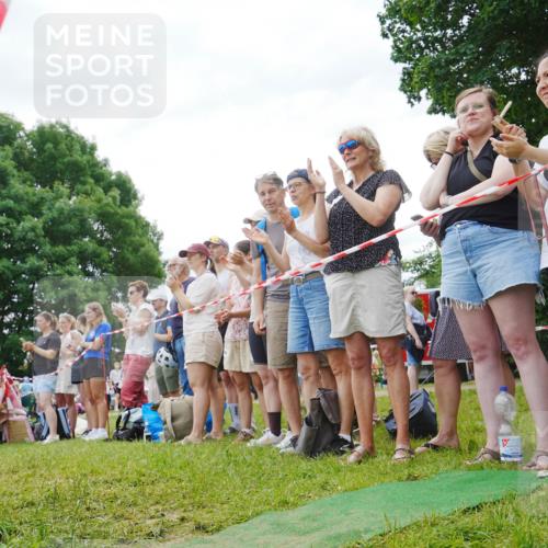 21.06.2026 - 29. Vierlanden-Triathlon LAZAROV Photography http://msf.ph/oto/9840801 21.06.2026 10:58:00 Schwimmen 650, 689 meine-sportfotos.de