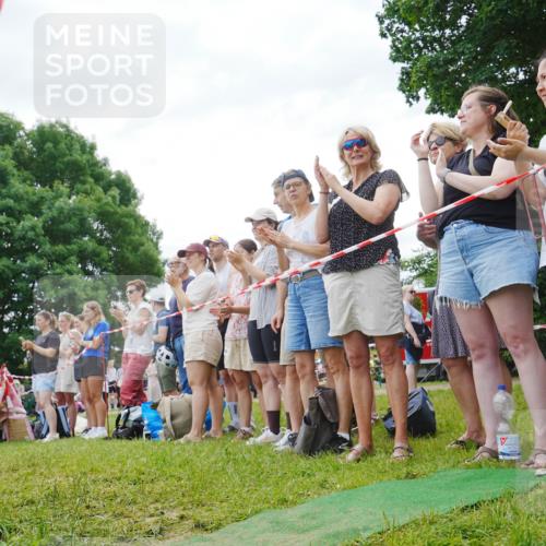 21.06.2026 - 29. Vierlanden-Triathlon LAZAROV Photography http://msf.ph/oto/9840804 21.06.2026 10:58:01 Schwimmen 650, 689 meine-sportfotos.de
