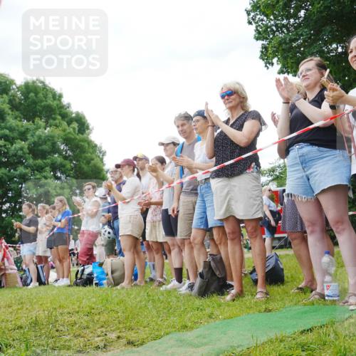 21.06.2026 - 29. Vierlanden-Triathlon LAZAROV Photography http://msf.ph/oto/9840814 21.06.2026 10:58:03 Schwimmen 650, 689 meine-sportfotos.de