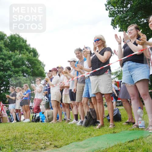 21.06.2026 - 29. Vierlanden-Triathlon LAZAROV Photography http://msf.ph/oto/9840815 21.06.2026 10:58:03 Schwimmen 650, 689 meine-sportfotos.de