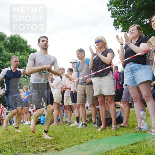21.06.2026 - 29. Vierlanden-Triathlon LAZAROV Photography http://msf.ph/oto/9840827 21.06.2026 10:58:09 Schwimmen 640, 650, 666, 674 meine-sportfotos.de
