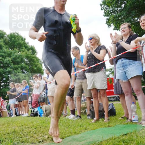 21.06.2026 - 29. Vierlanden-Triathlon LAZAROV Photography http://msf.ph/oto/9840841 21.06.2026 10:58:18 Schwimmen 666, 668, 674, 715, 719 meine-sportfotos.de