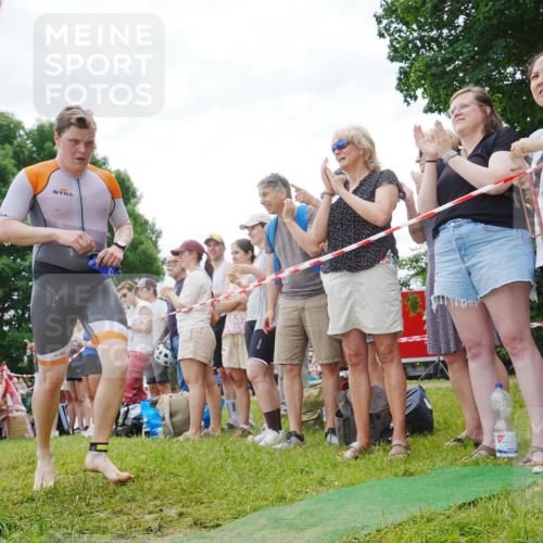 21.06.2026 - 29. Vierlanden-Triathlon LAZAROV Photography http://msf.ph/oto/9840847 21.06.2026 10:58:19 Schwimmen 668, 674, 715, 719 meine-sportfotos.de